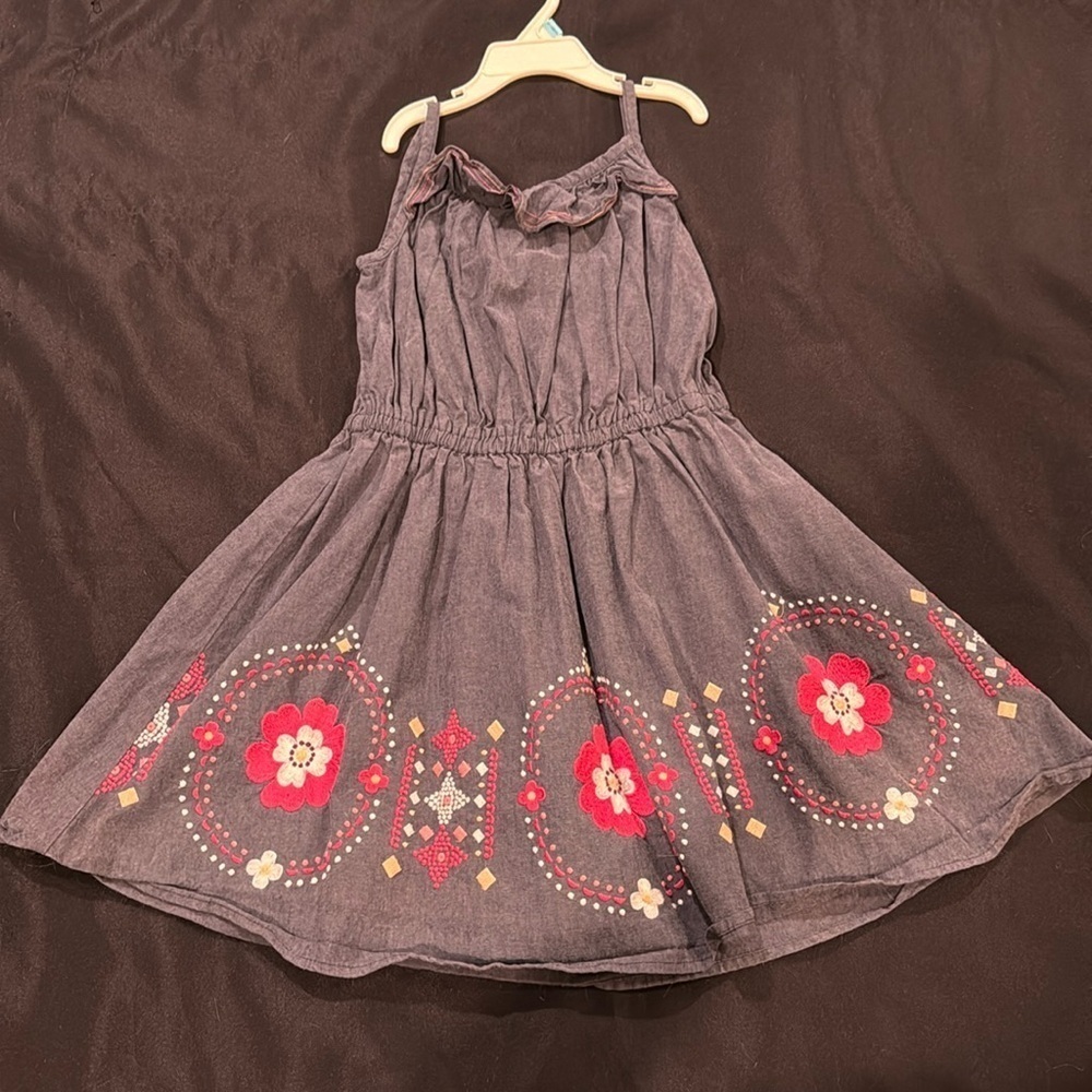 Gymboree dress with floral embroidery size 7